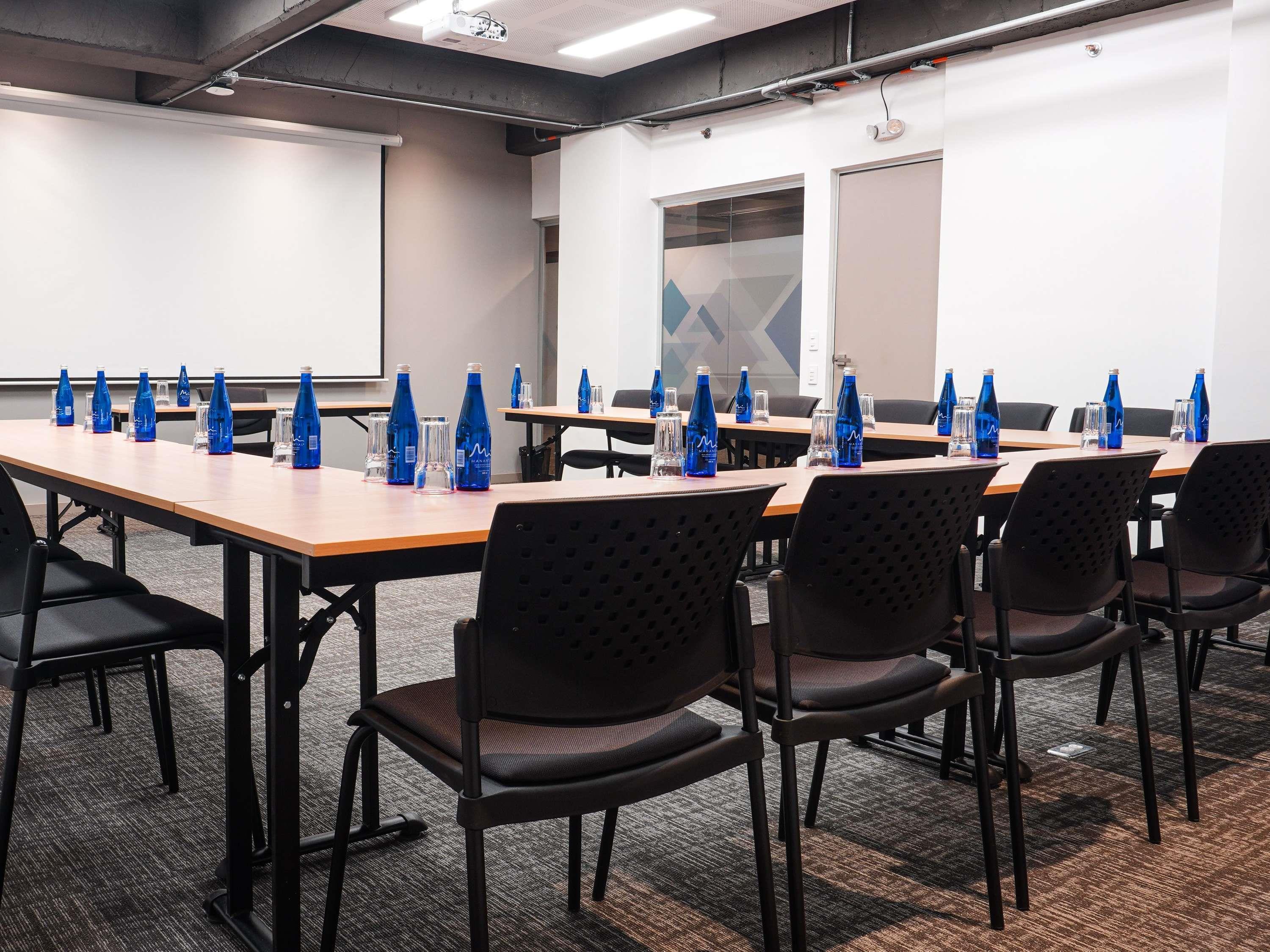 Sala de Reuniones ibis Barranquilla