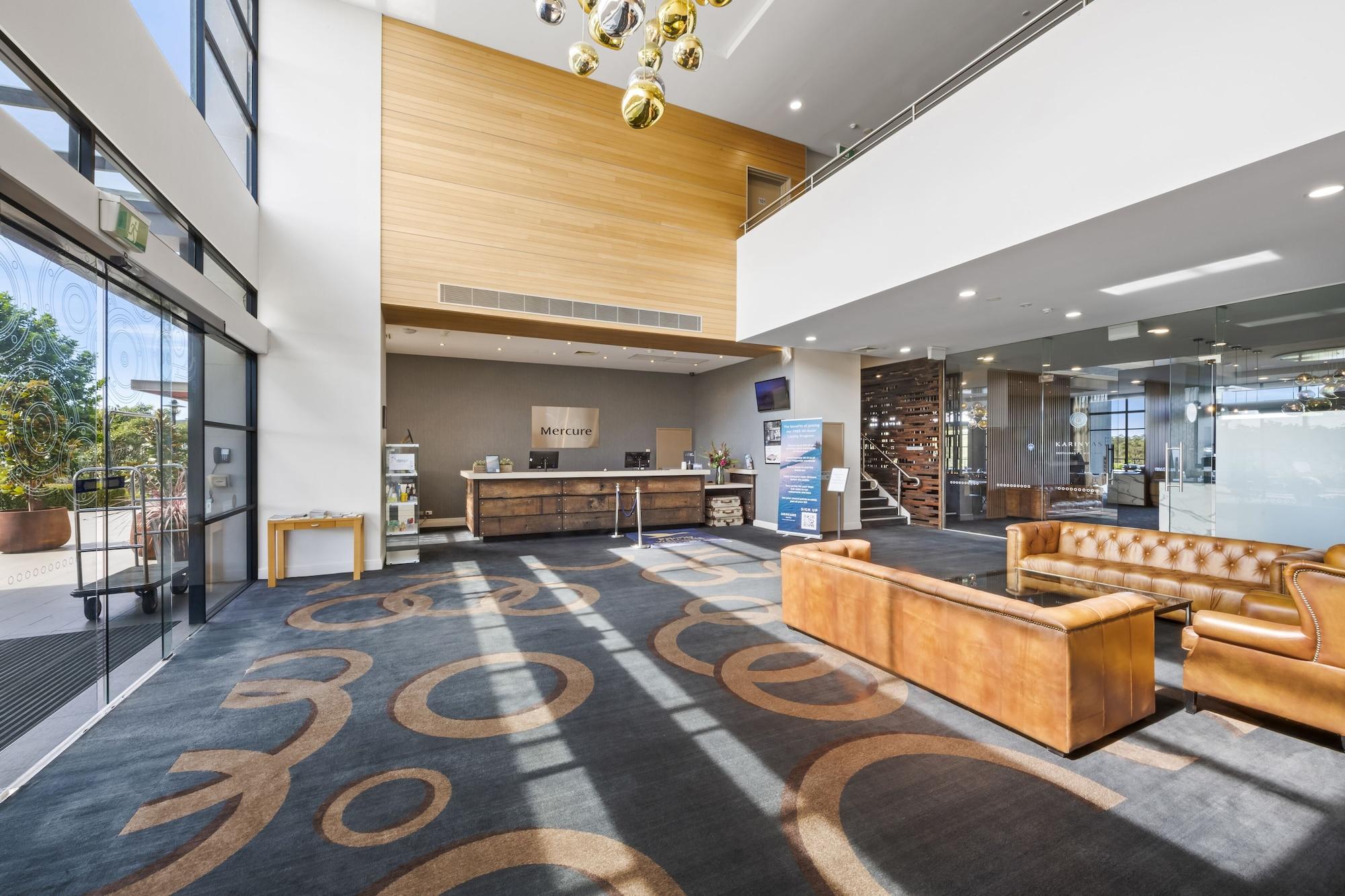 Vista Lobby Mercure Kooindah Waters Central Coast
