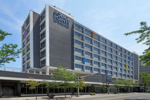 Alojamiento - Four Points by Sheraton Windsor Downtown