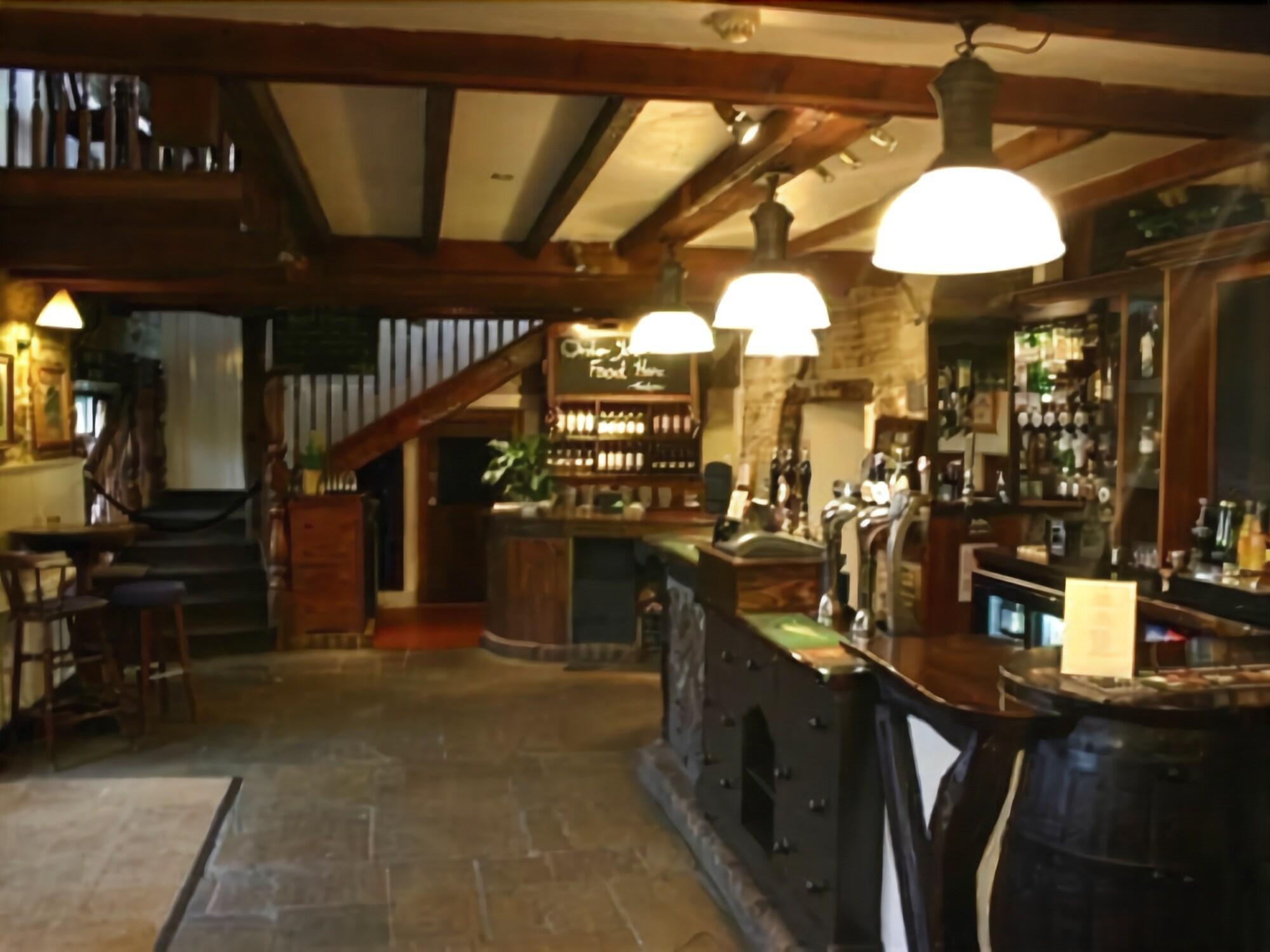 Vista Lobby The Fleece Inn