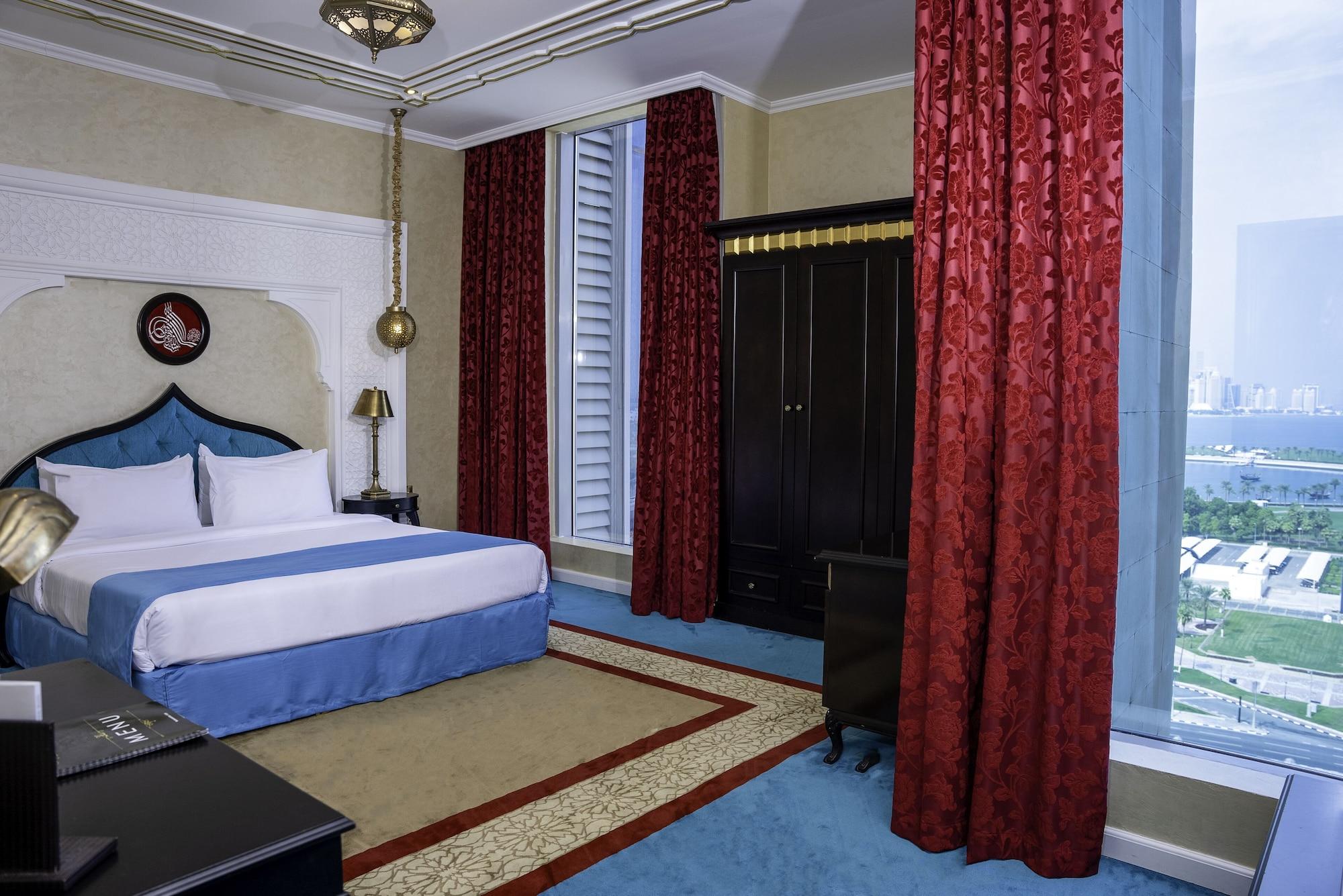 Habitación Saraya Corniche Hotel