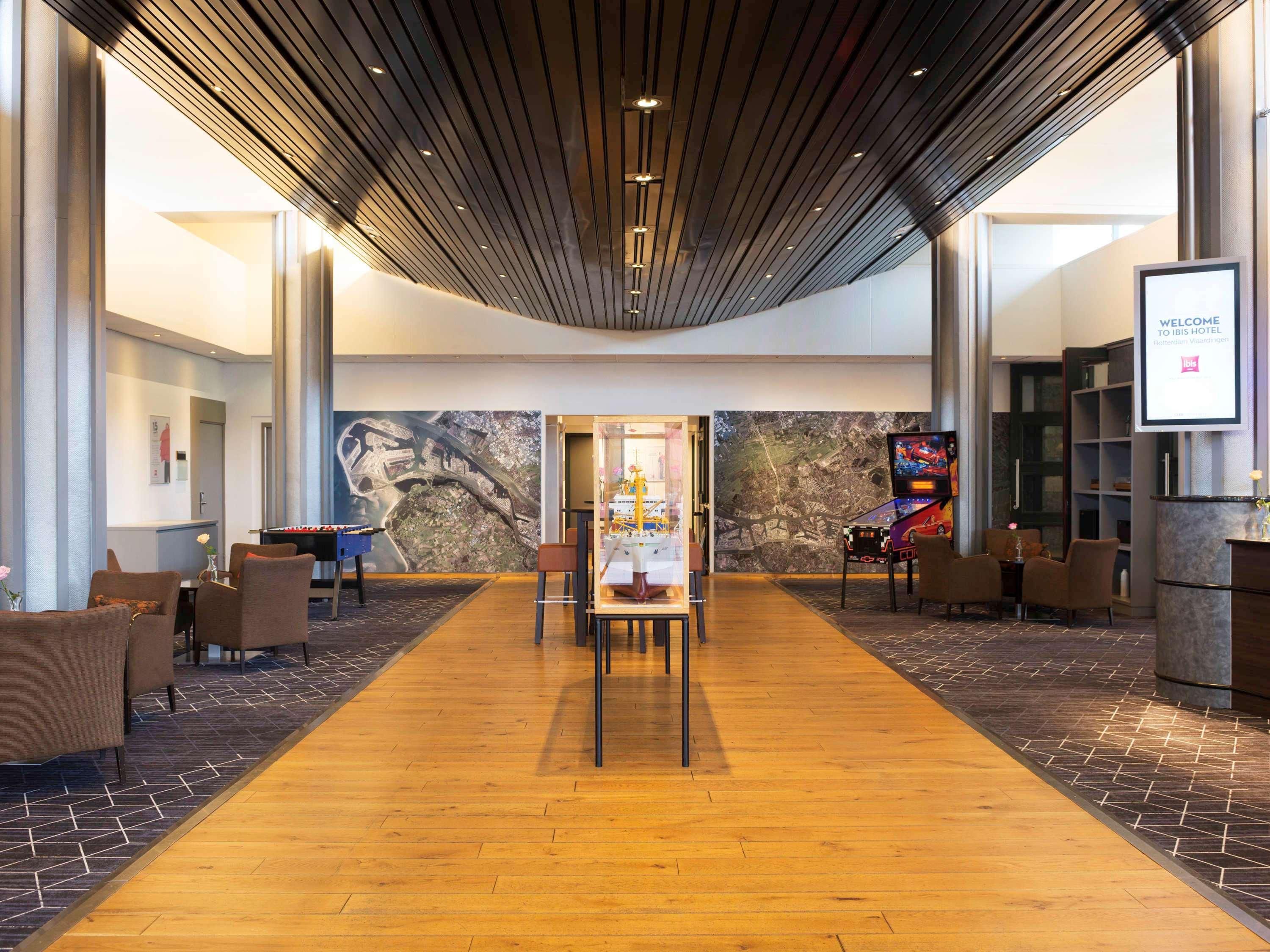 Vista Lobby ibis Rotterdam Vlaardingen