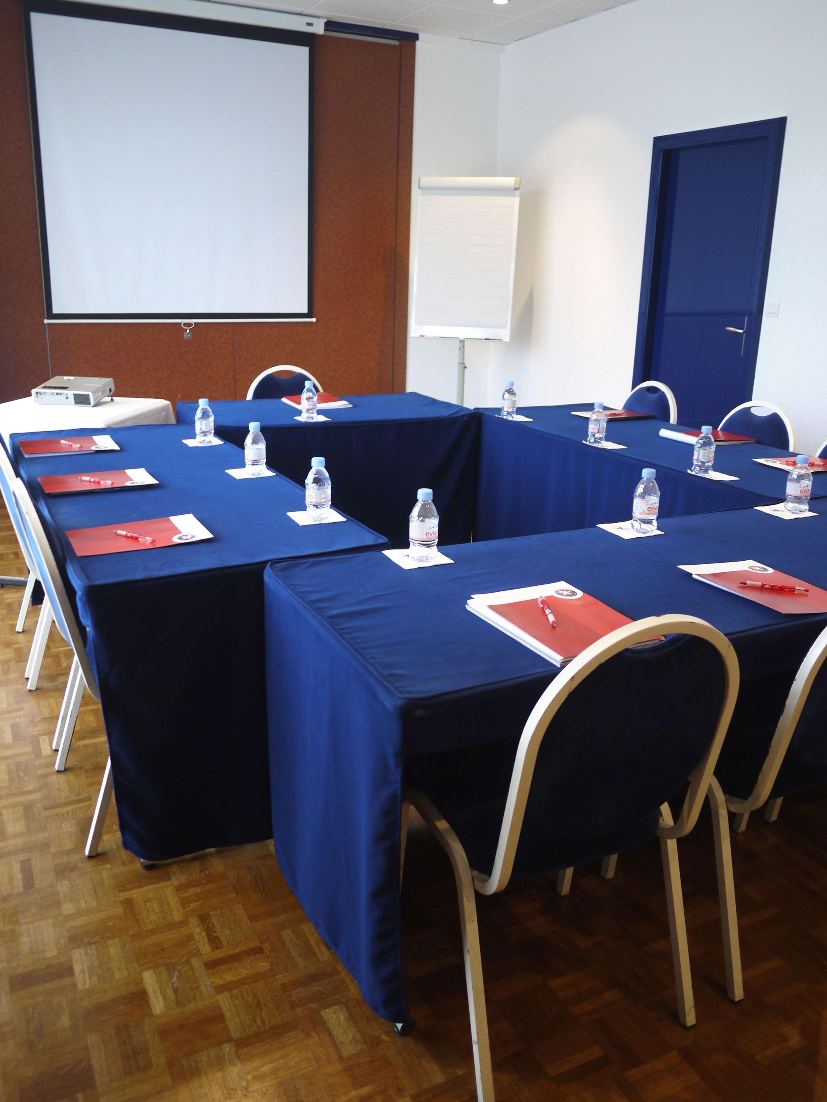 Sala de Reuniones Kyriad Direct Rennes Ouest