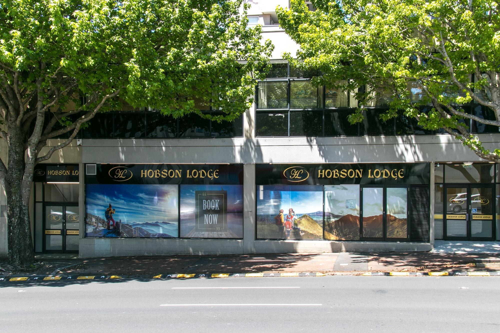 Vista Exterior Hobson Lodge - Hostel