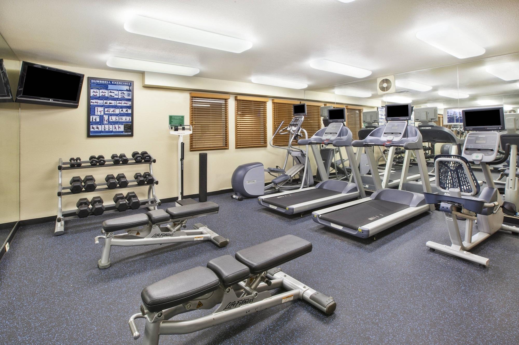 Gimnasio TownePlace Suites by Marriott Detroit Dearborn