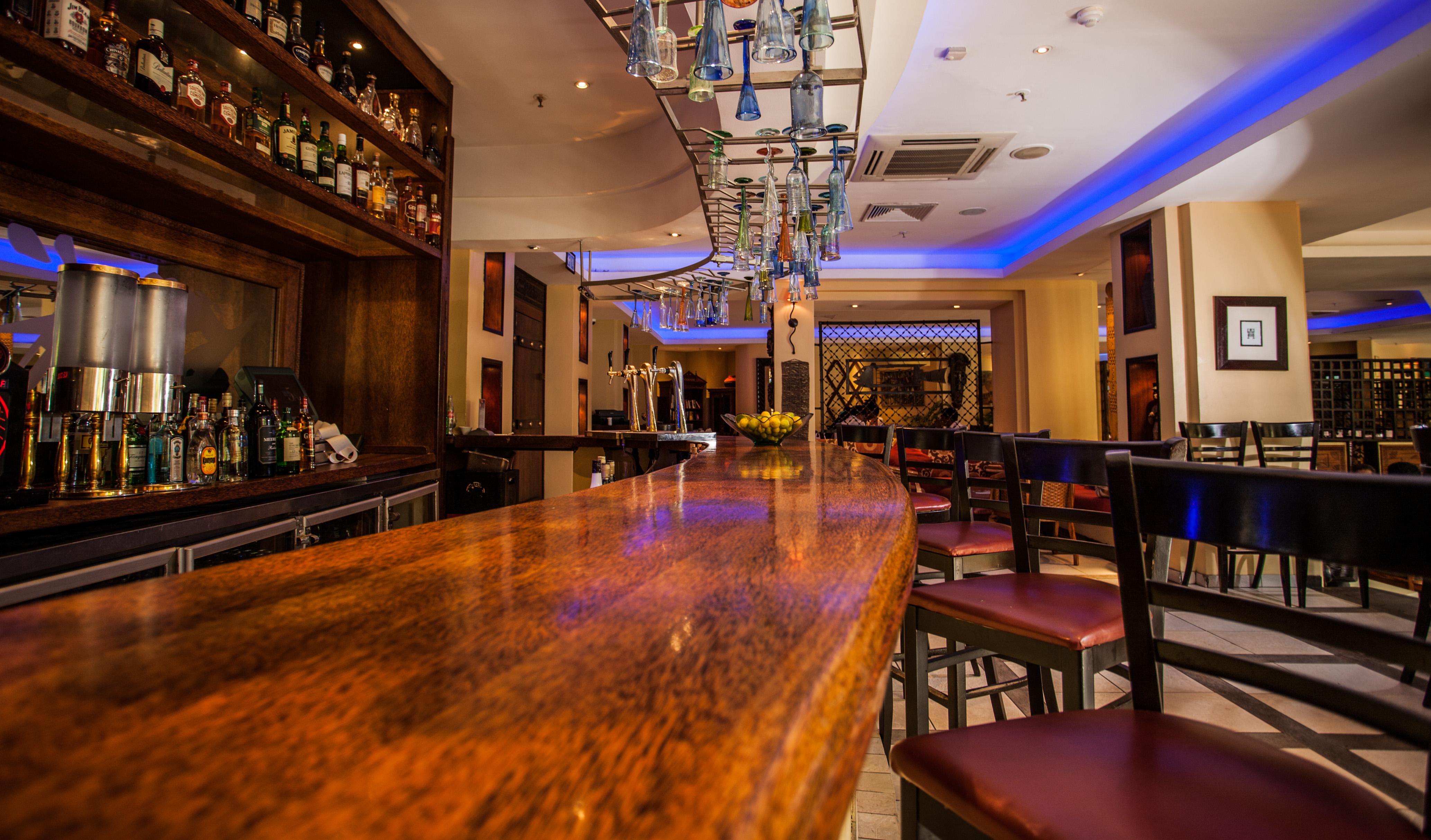 Bar/Salón Southern Sun Dar es Salaam