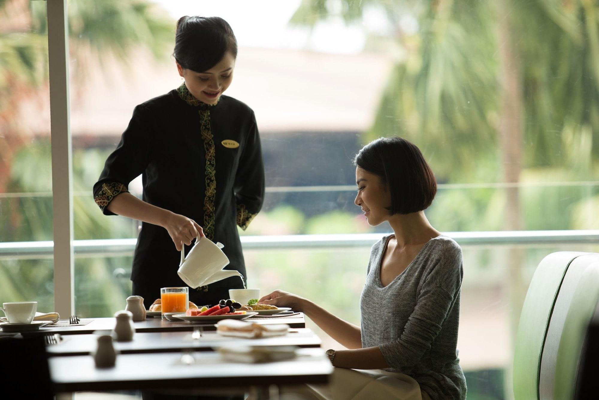 Restaurant Santika Premiere Kota Harapan Indah