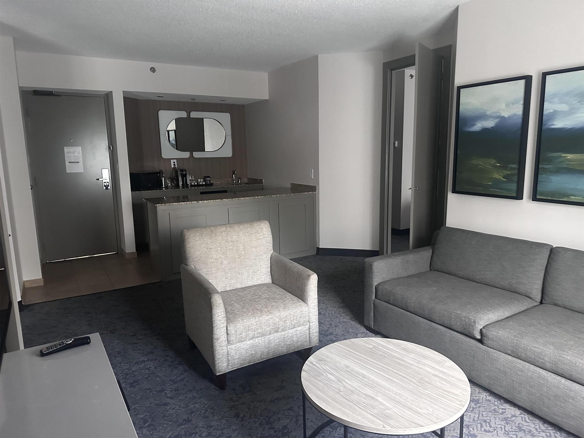 Set de Habitación DoubleTree Suites by Hilton Raleigh - Durham