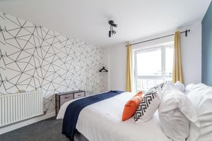 Alquiler Vacacional - Top-rated Penthouse - King Size Bed & Free Parking