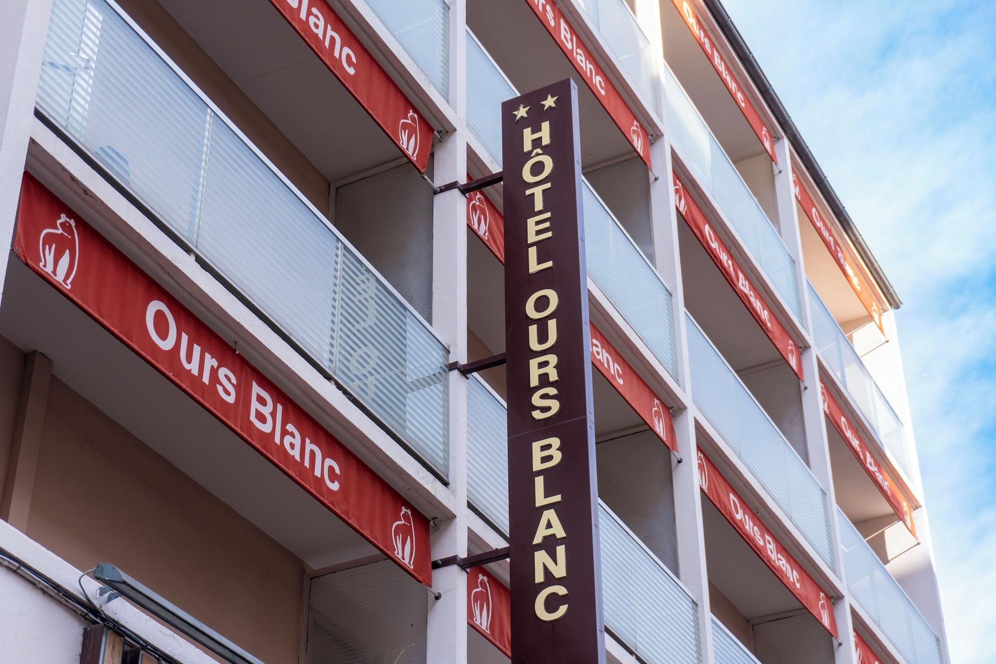 Vista Exterior Ours Blanc - Place Victor Hugo
