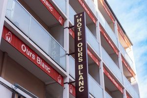 Alojamiento - Ours Blanc - Place Victor Hugo