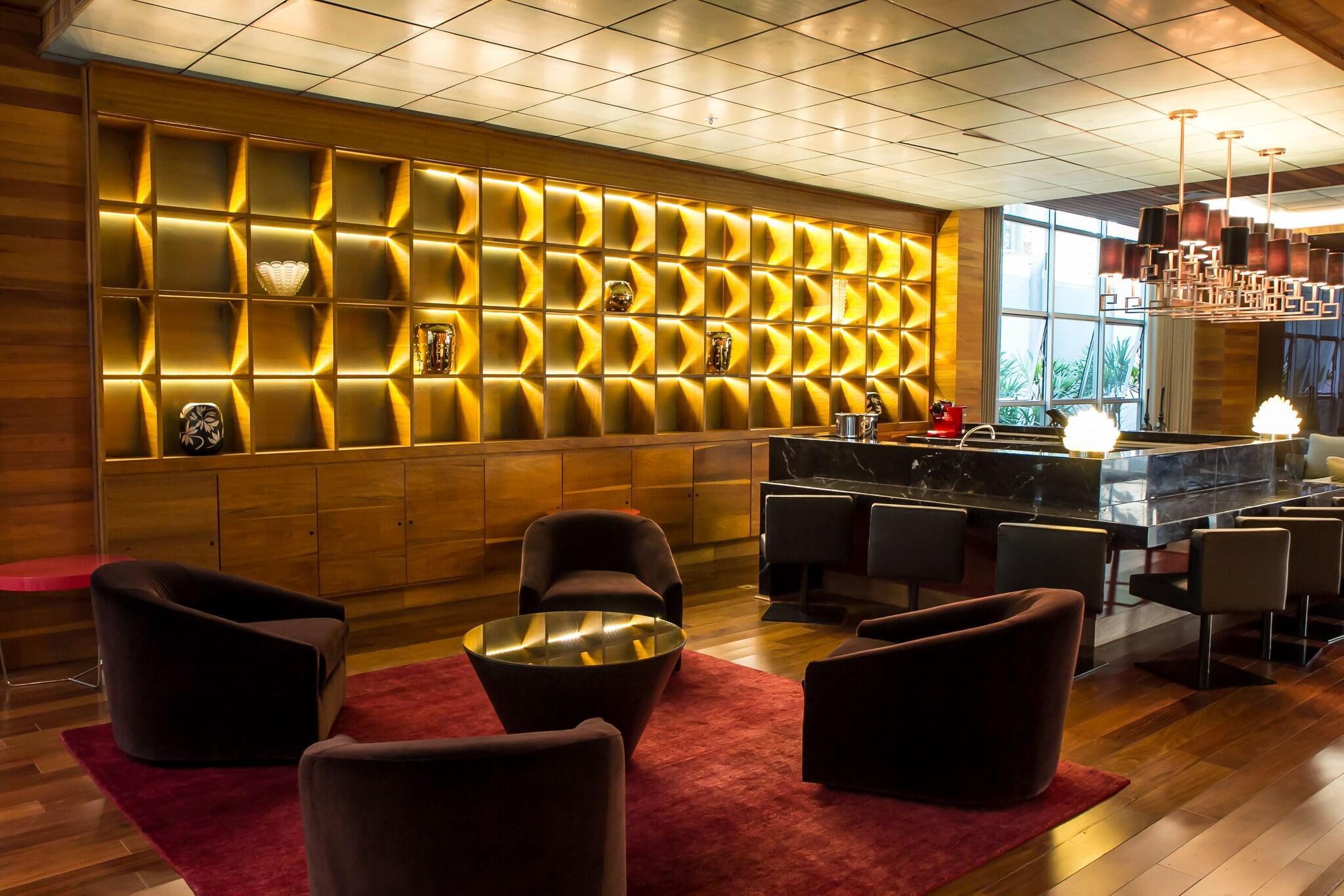 Bar/Salón Cassino Tower Savassi Antigo Tryp by Wyndham