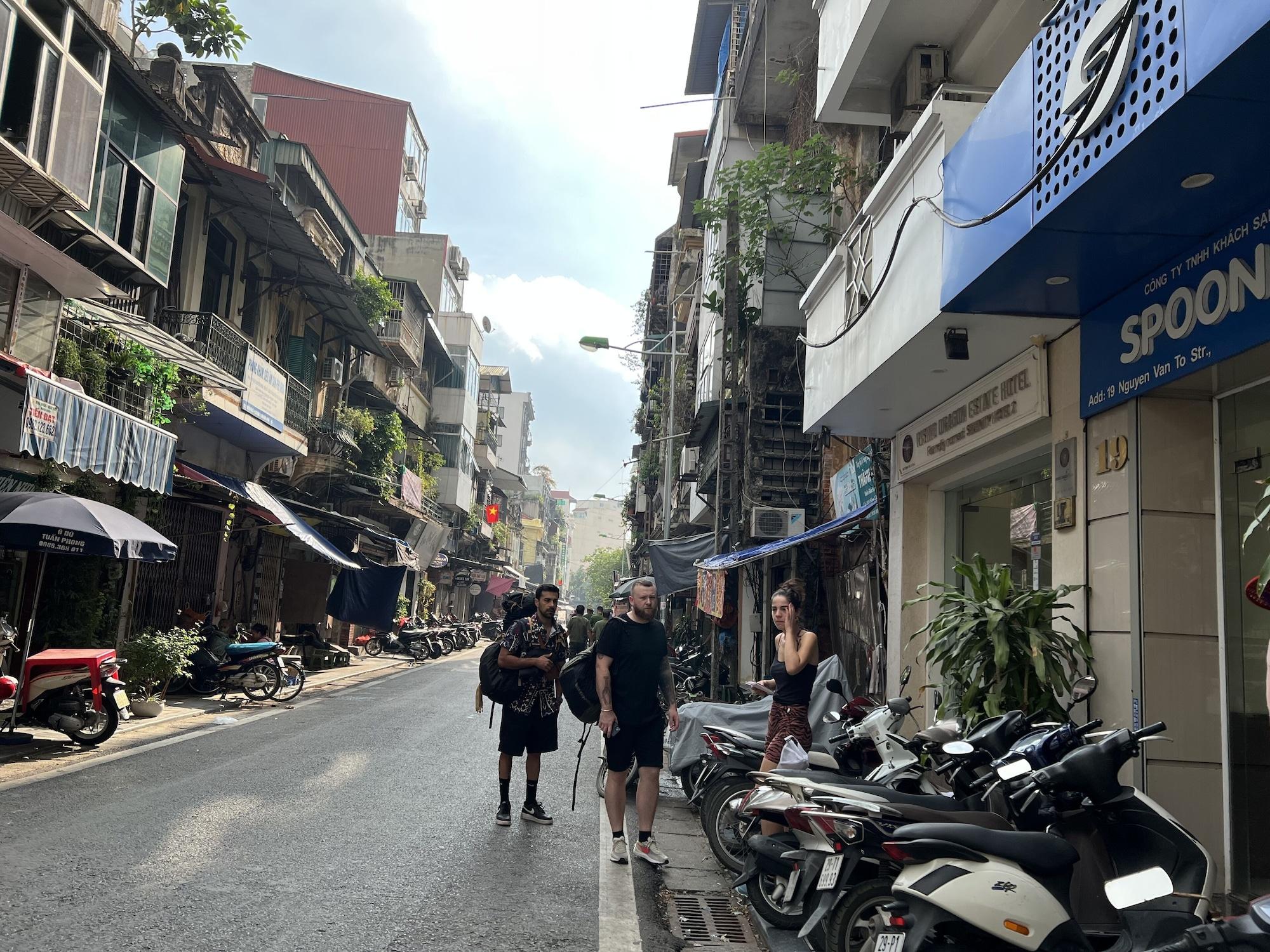 Vista Exterior Spoon Hotel