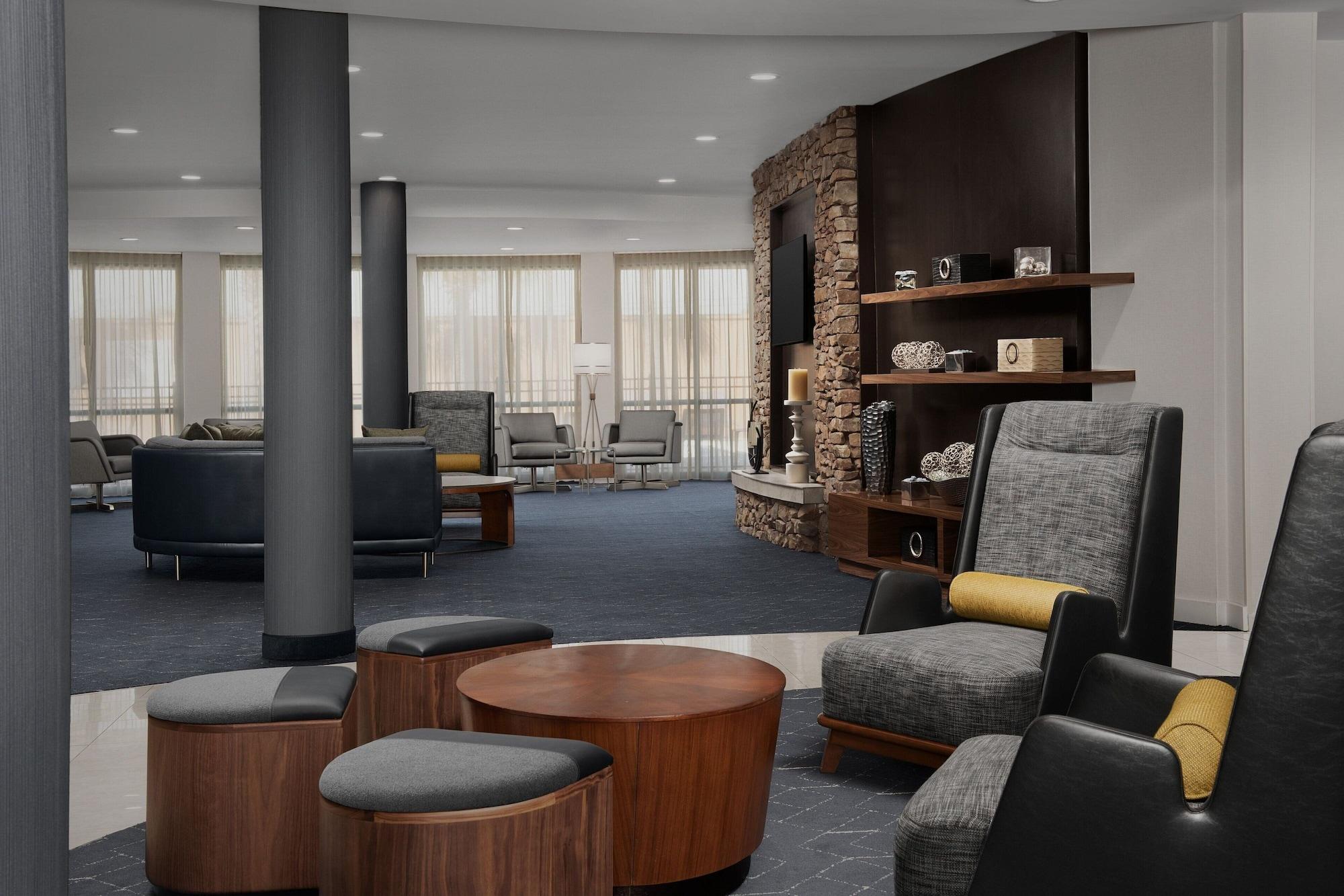 Vista Lobby Courtyard by Marriott Panama City