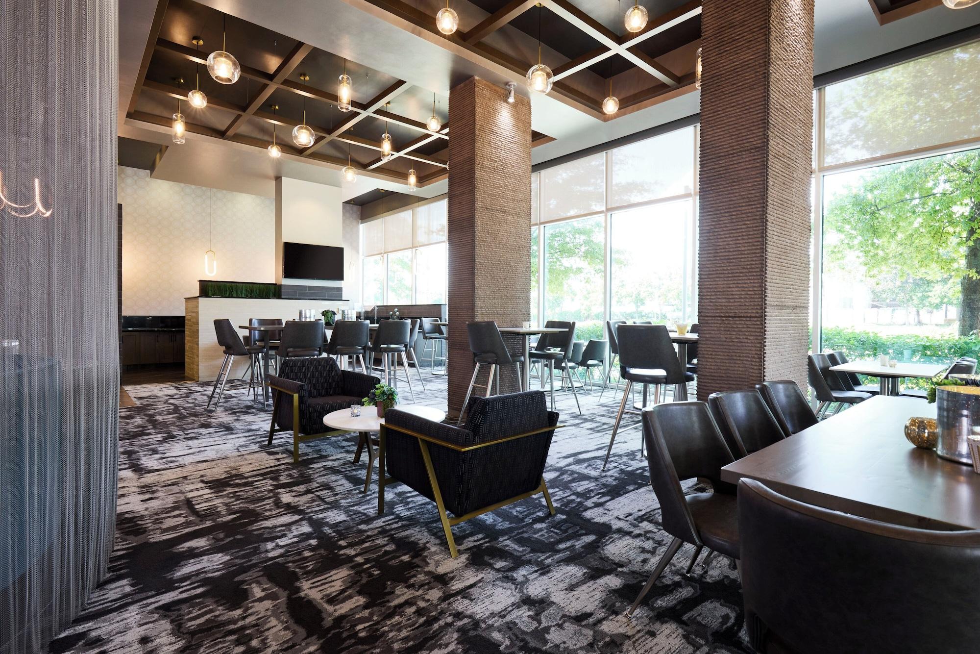 Restaurant Archer Hotel Falls Church