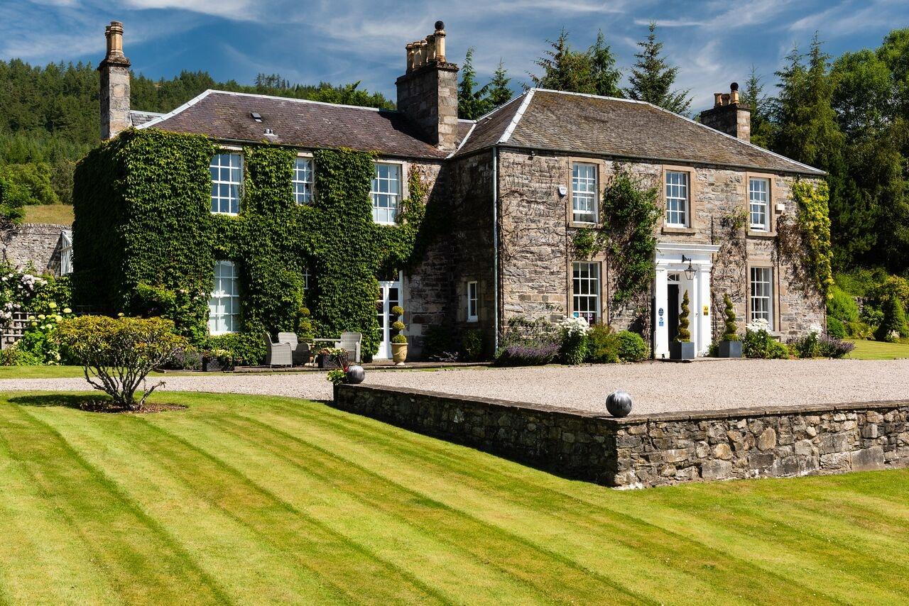 Varios The Old Manse of Blair