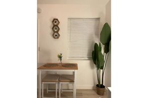Alquiler Vacacional - COZY AND RELAXING MINI STUDIO IN CENTRAL MIAMI!