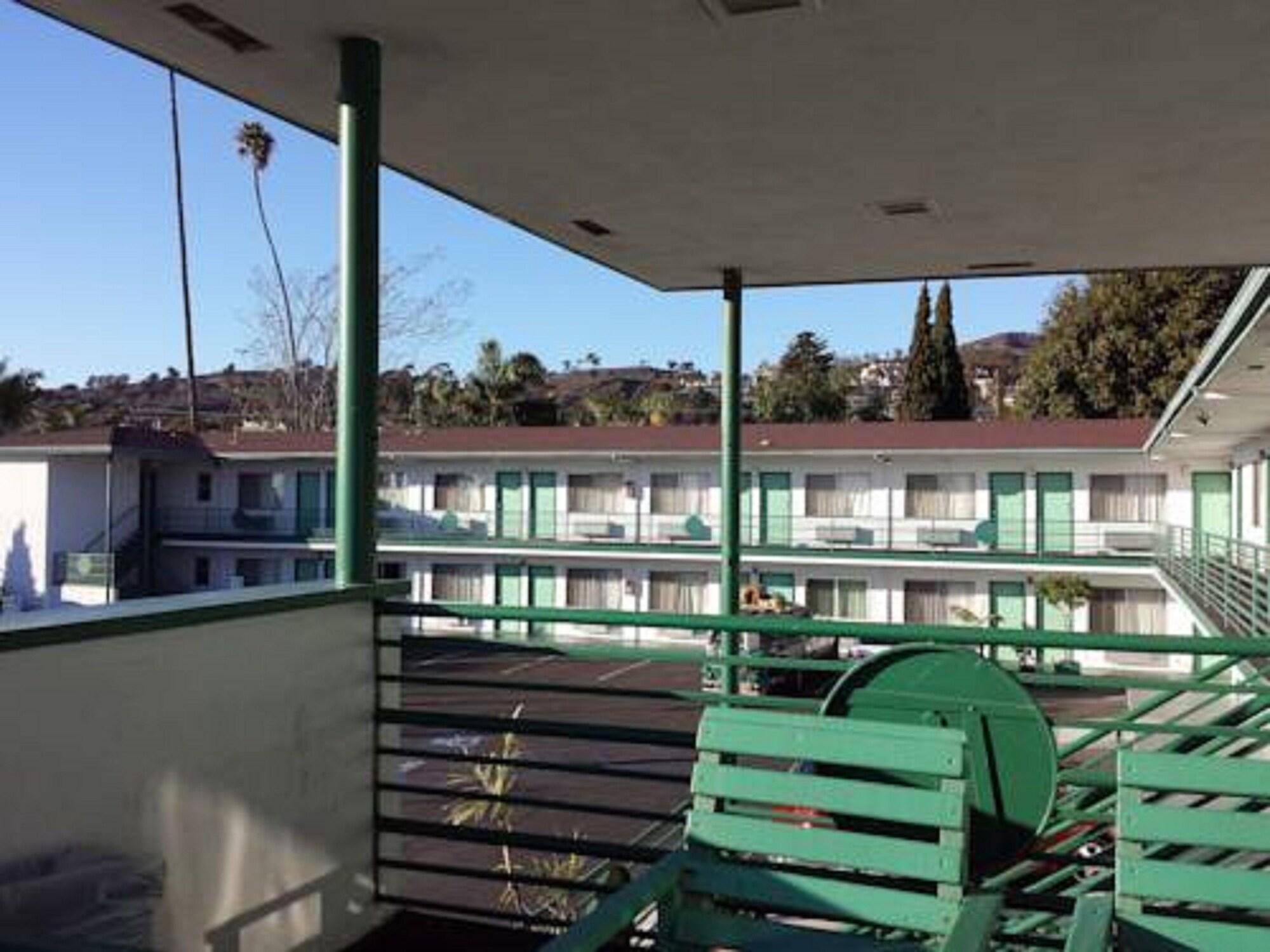 Comodidades del Alojamiento Travelers Beach Inn