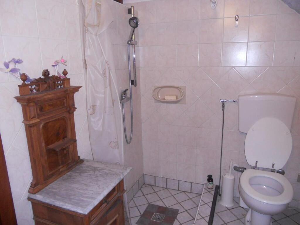 Equipamiento de Habitación La Spina
