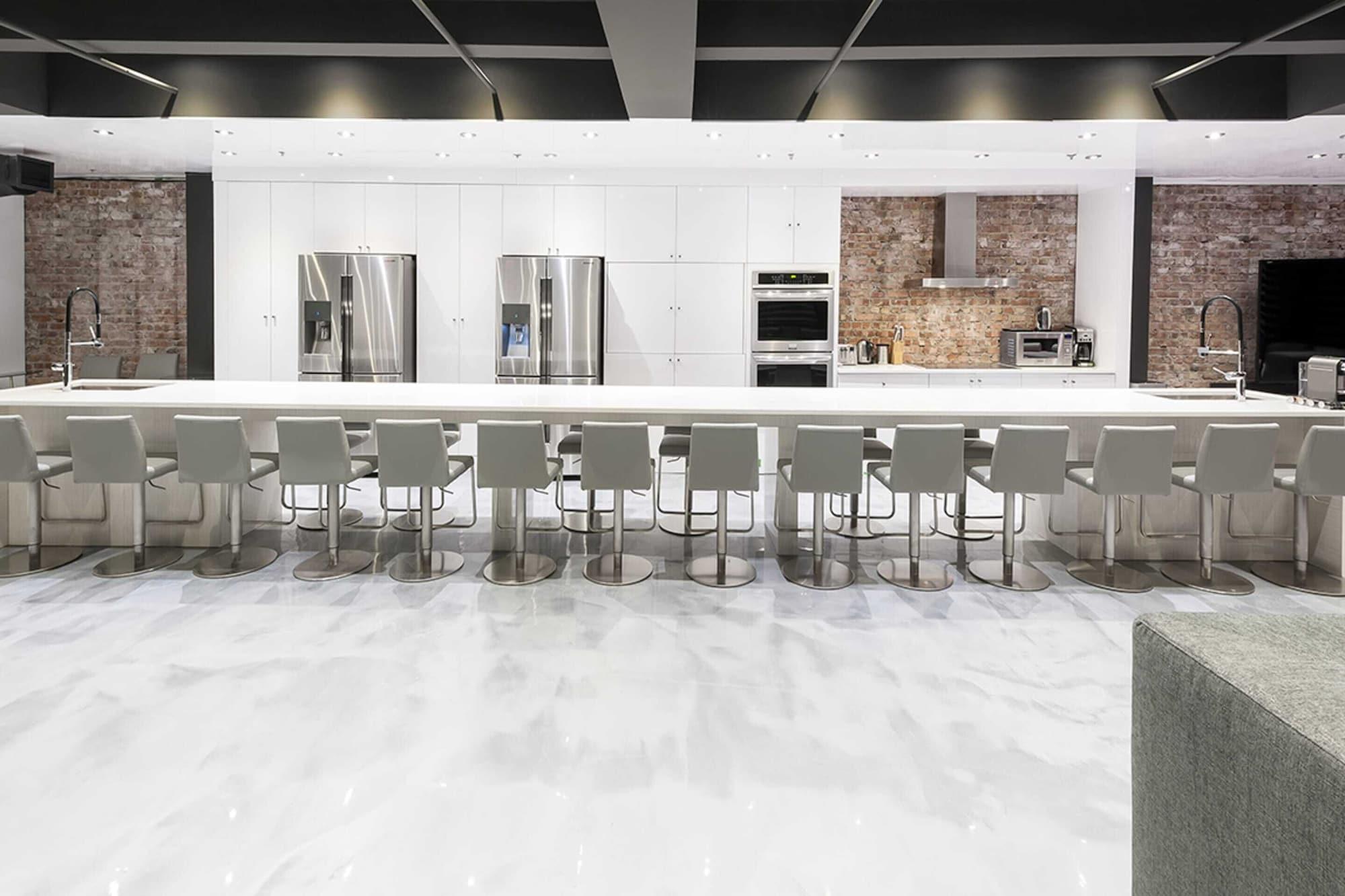 Bar/Salón Holland Hotel by Simplissimmo