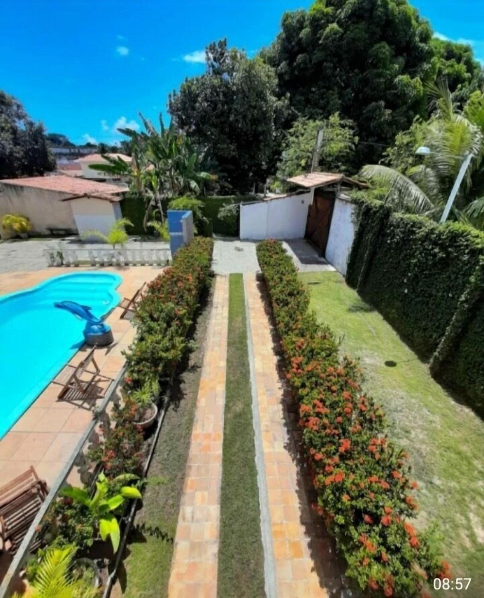 Vista da piscina Pousada Canto de Guarajuba