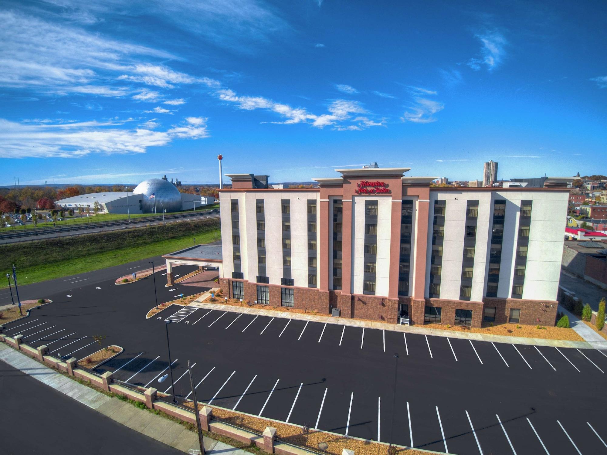 Vista Exterior Hampton Inn & Suites Springfield/Downtown