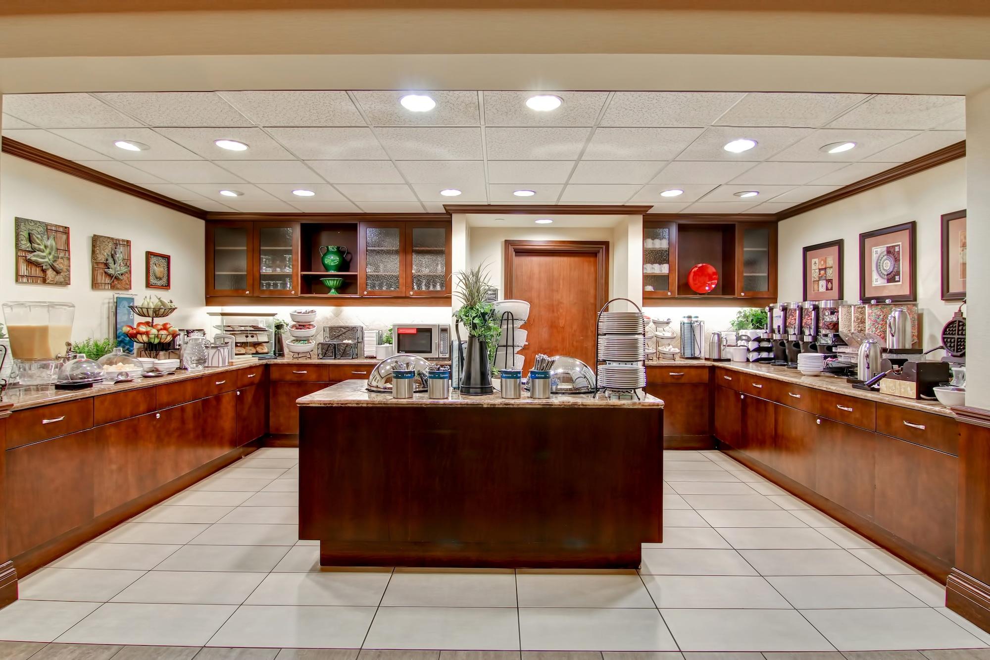 Restaurant Homewood Suites by Hilton Sudbury