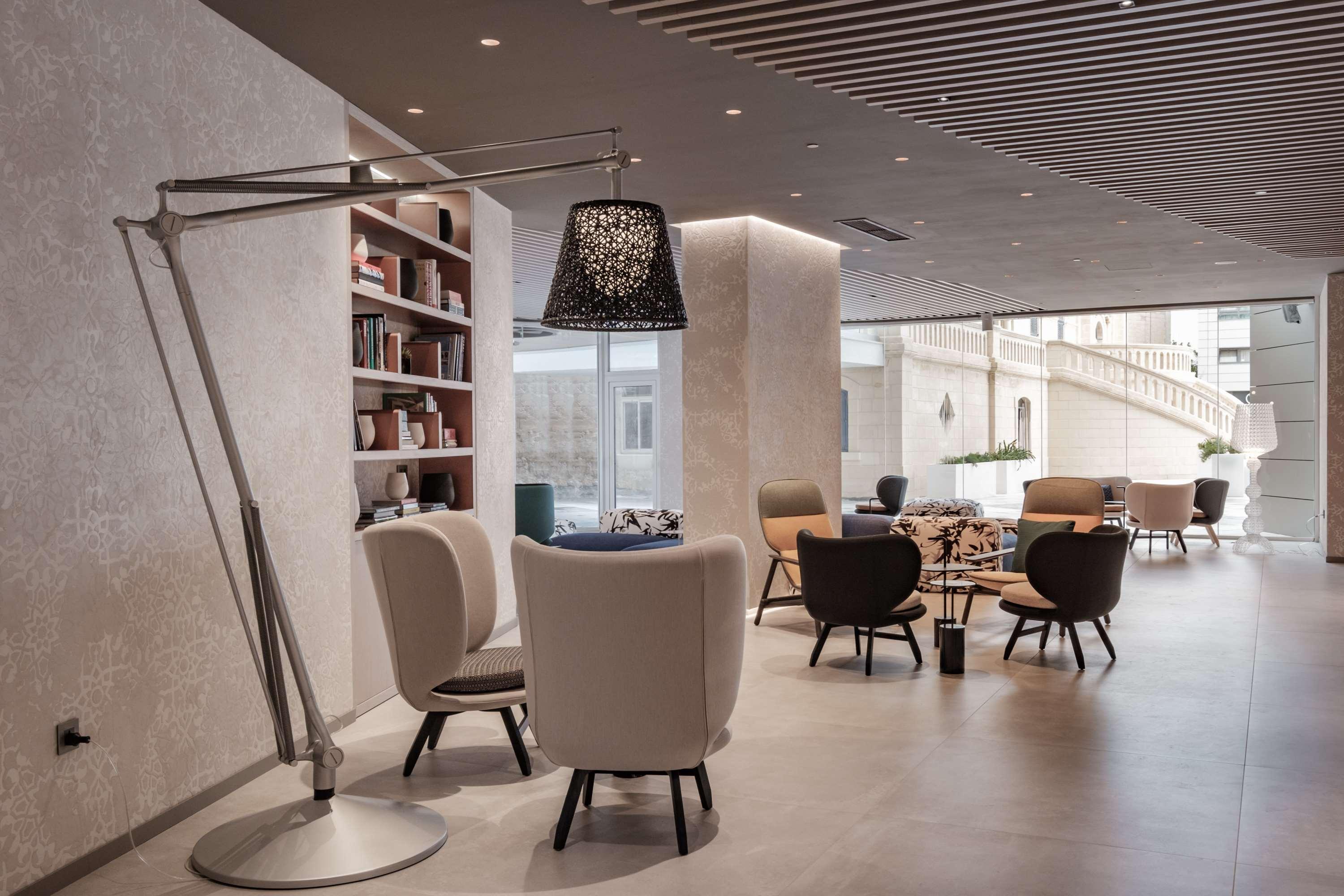 Vista Lobby Hyatt Regency Malta