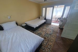 Alquiler Vacacional - Casa rurala cu livada si padurice