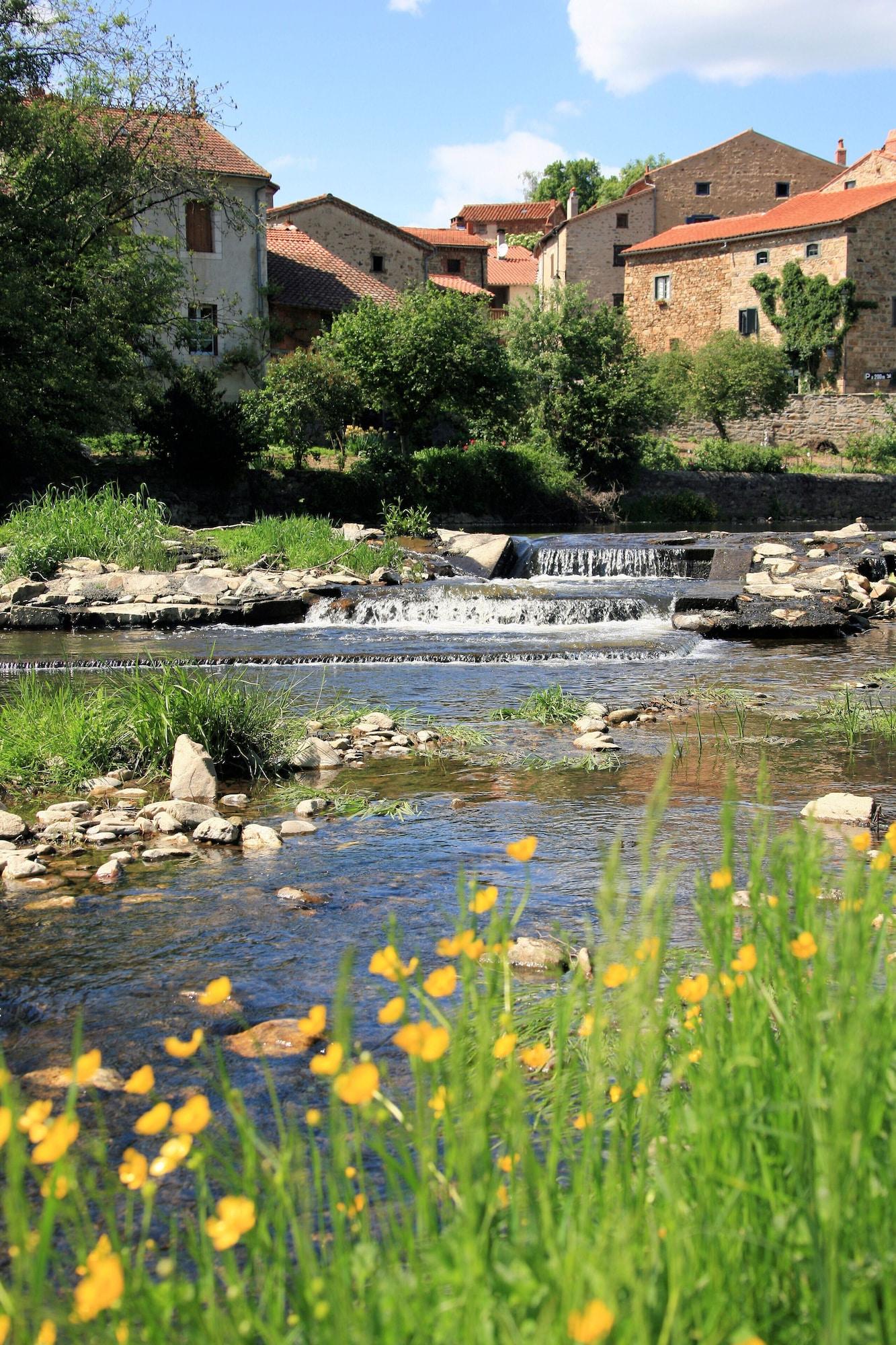 Vista Exterior Les Rives de l'Arzon