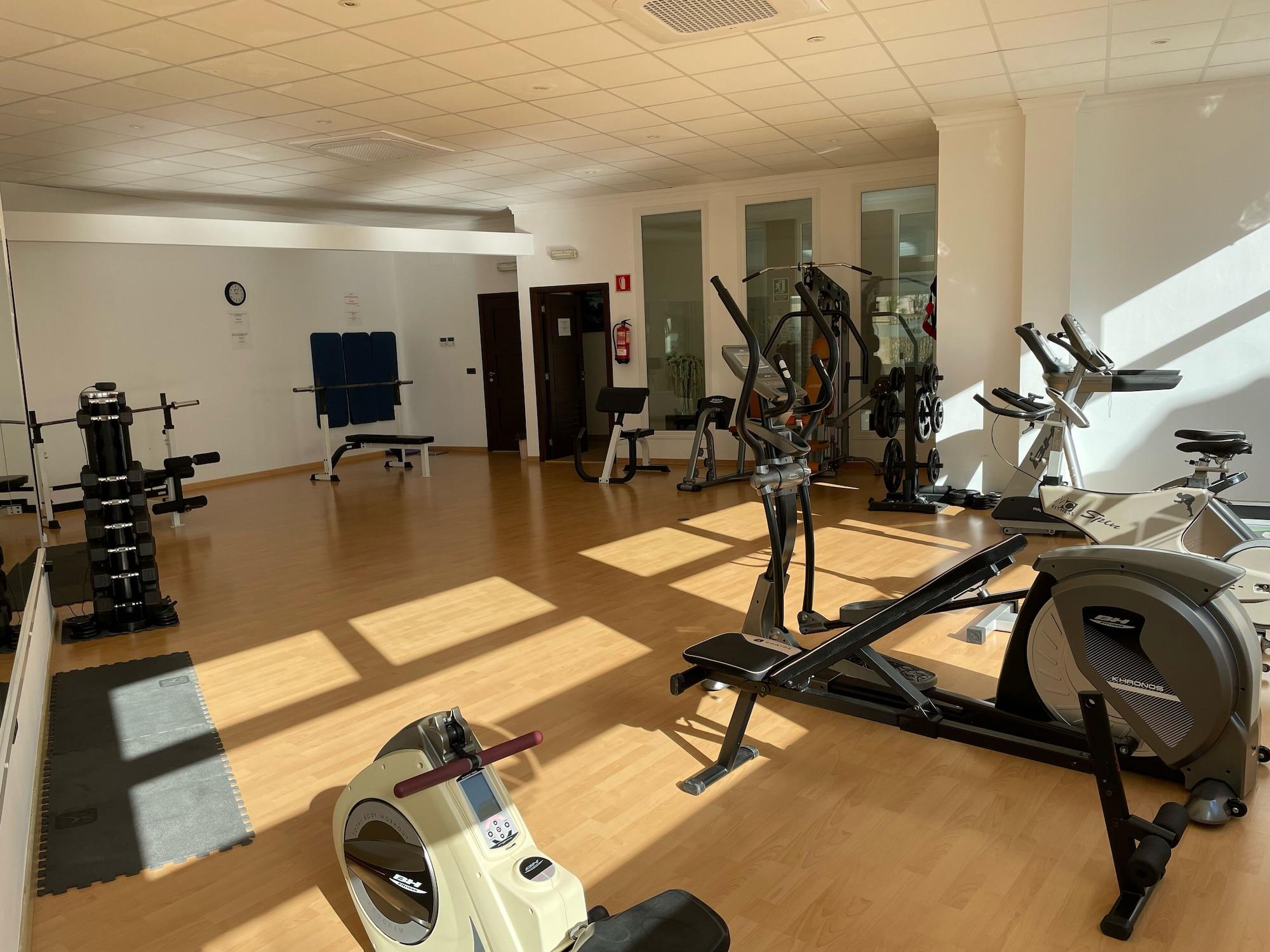 Gimnasio Aparthotel Parques Casablanca