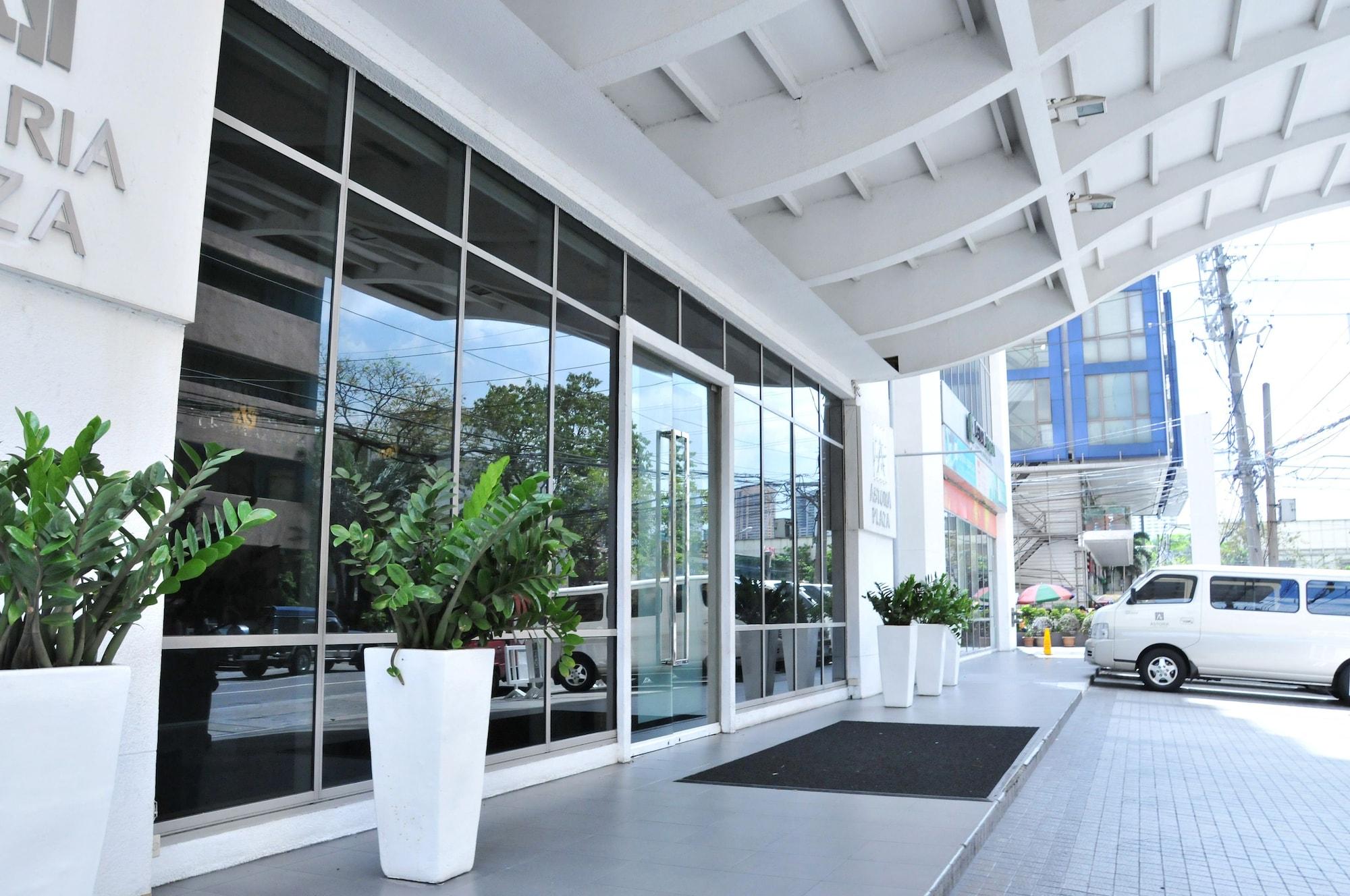 Vista Exterior Astoria Plaza