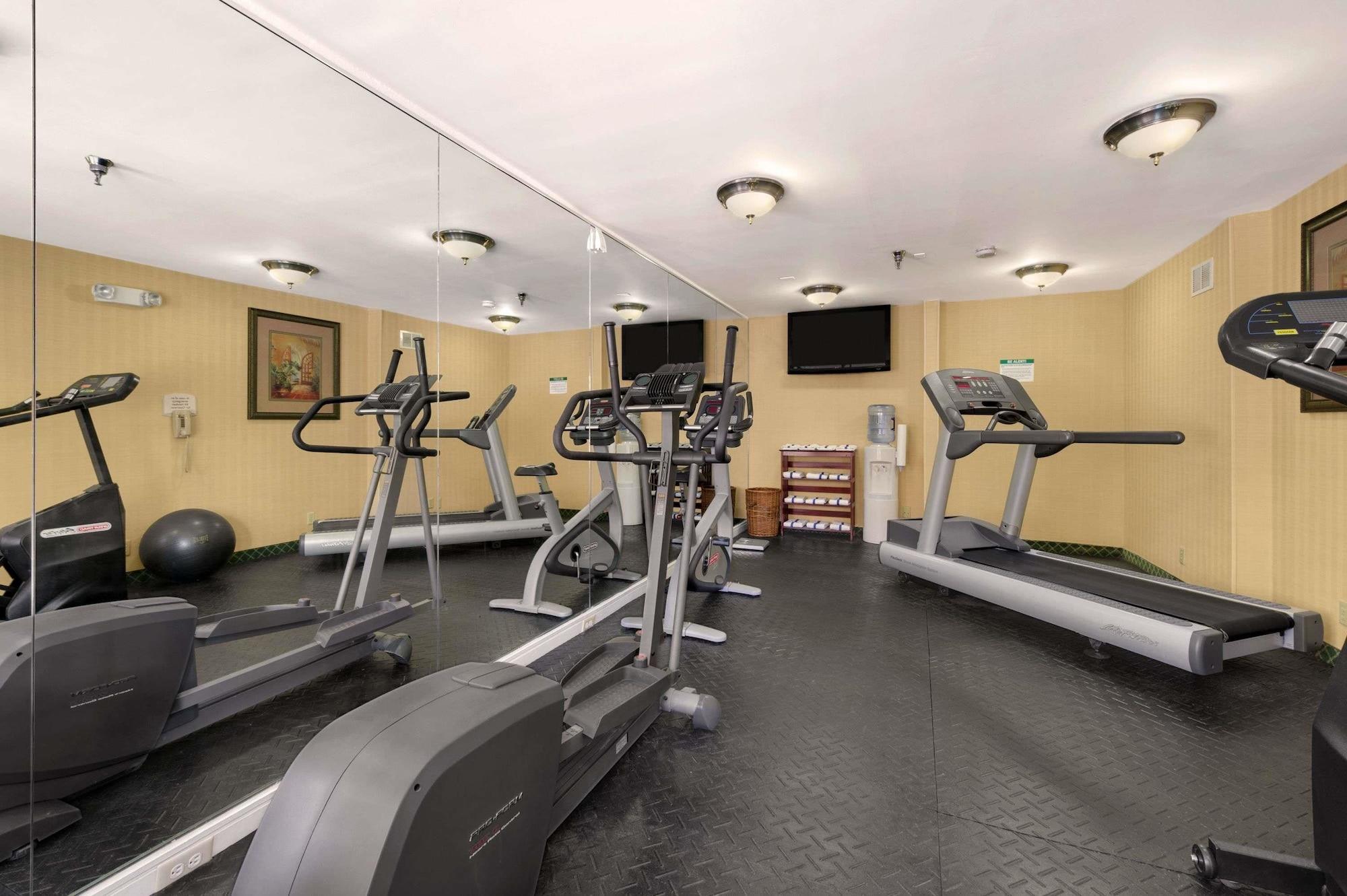 Gimnasio Baymont By Wyndham Gainesville I-75