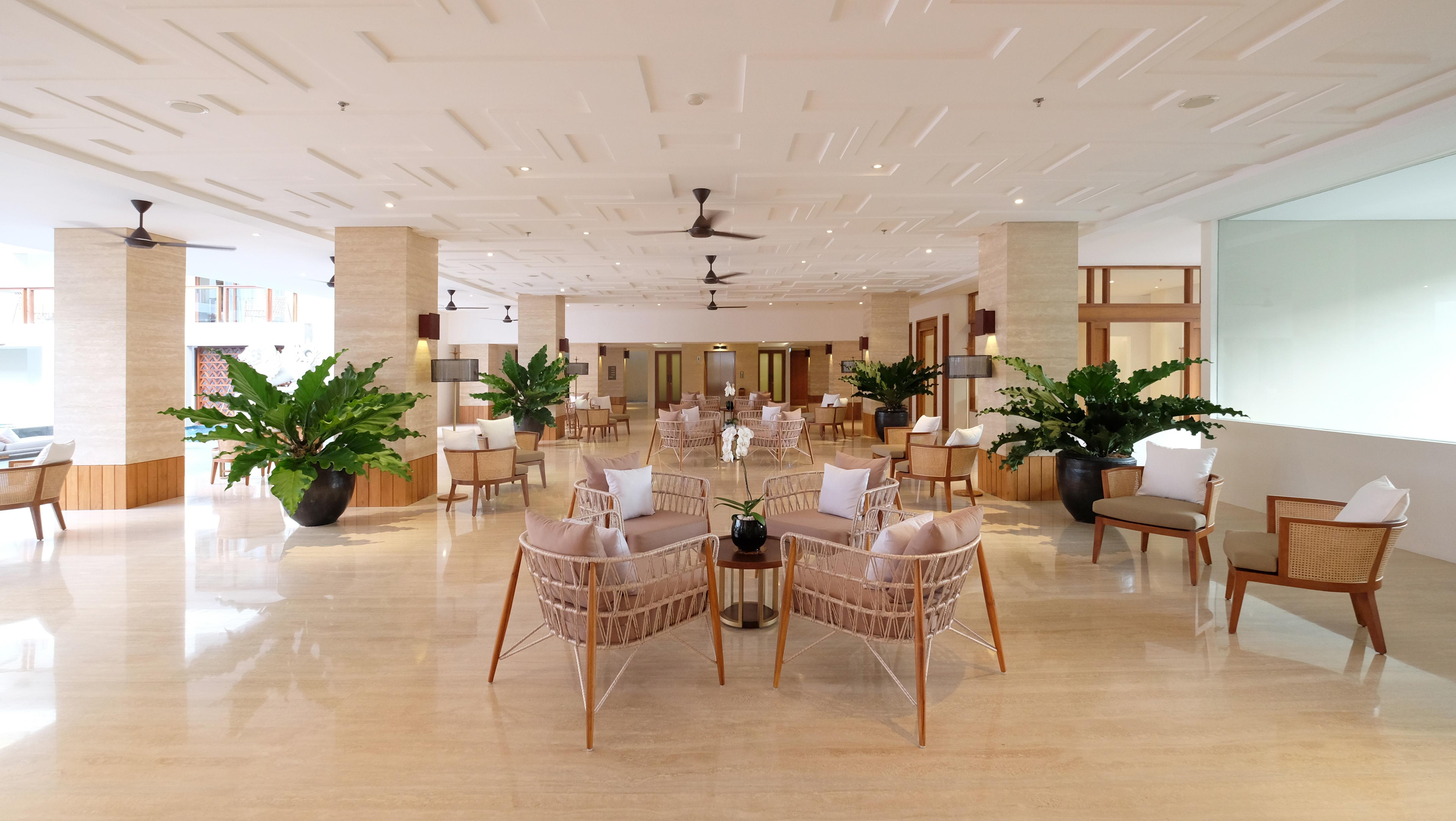Vista Lobby The Bandha Hotel & Suites