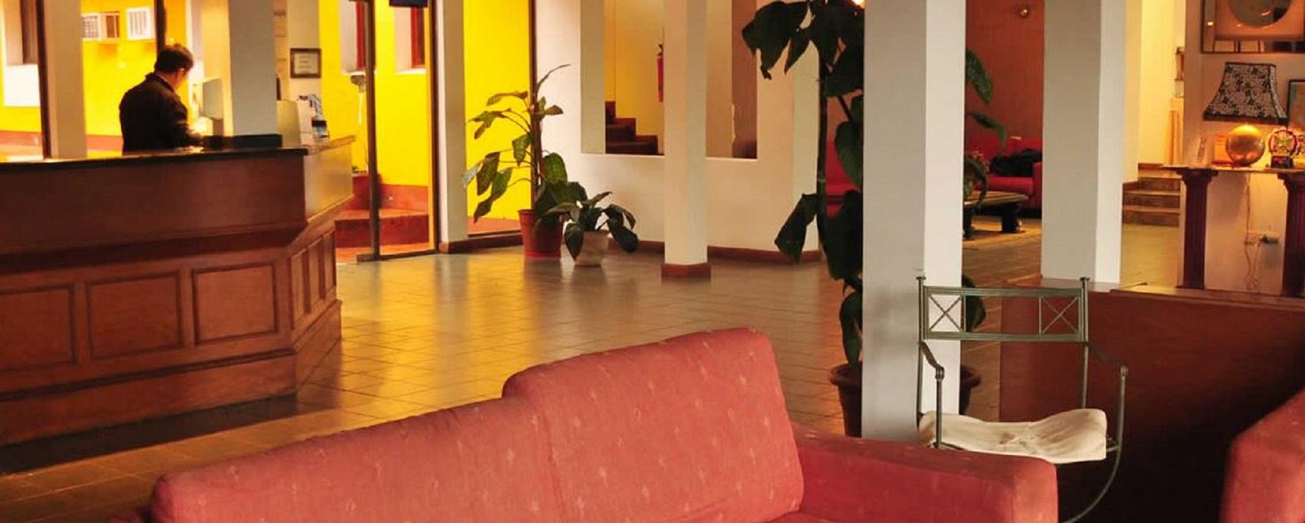 Vista Lobby Alexander Hotel