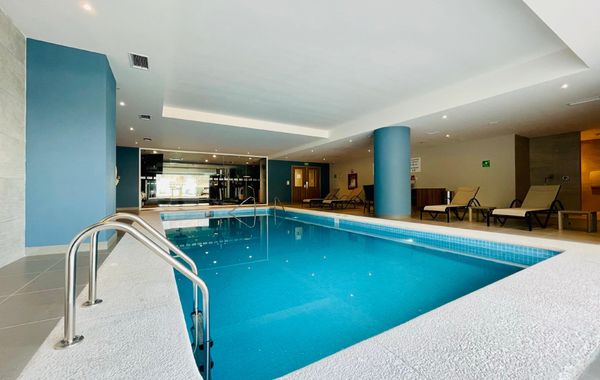 Holiday Inn Express Guadalajara Vallarta Poniente - Hoteles cerca de La Minerva en Guadalajara