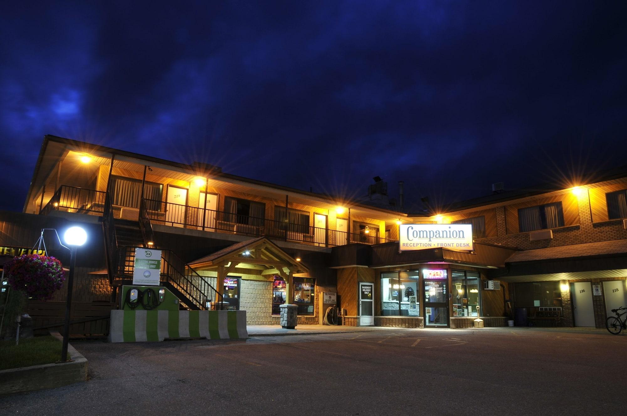 Vista Exterior Companion Hotel Motel
