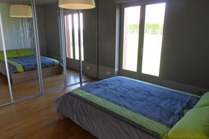 Alquiler Vacacional - 2 km from the beaches of Guéthary, villa 10 people, large garden, mountain view