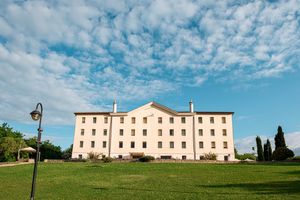 Alojamiento - PHI Hotel Astoria