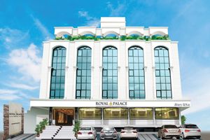 Alojamiento - Hotel Royal Palace