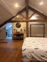 Alquiler Vacacional - Old school transformed into cozy vacation home for the whole family