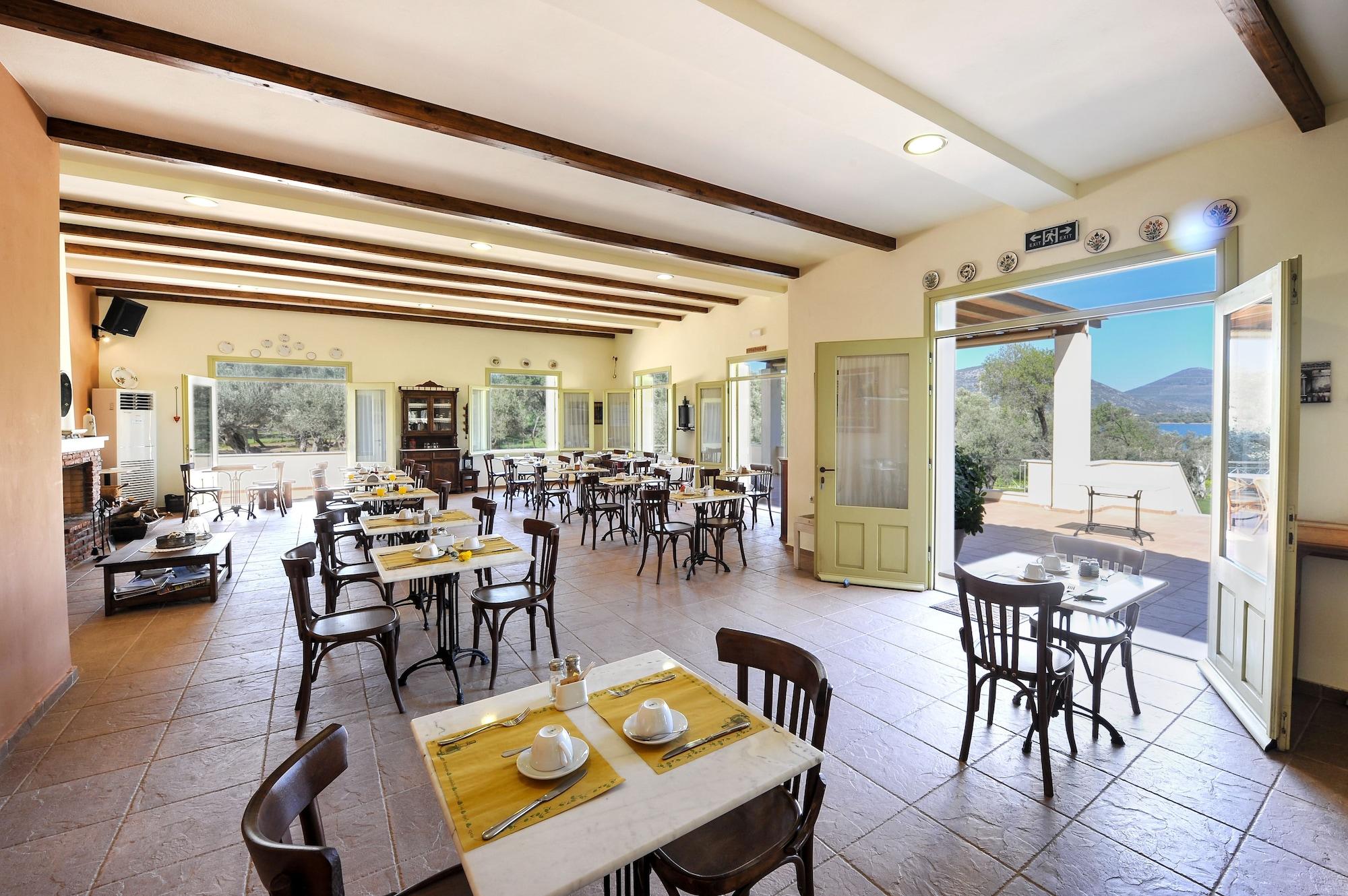 Salón de Baile Gera's Olive Grove