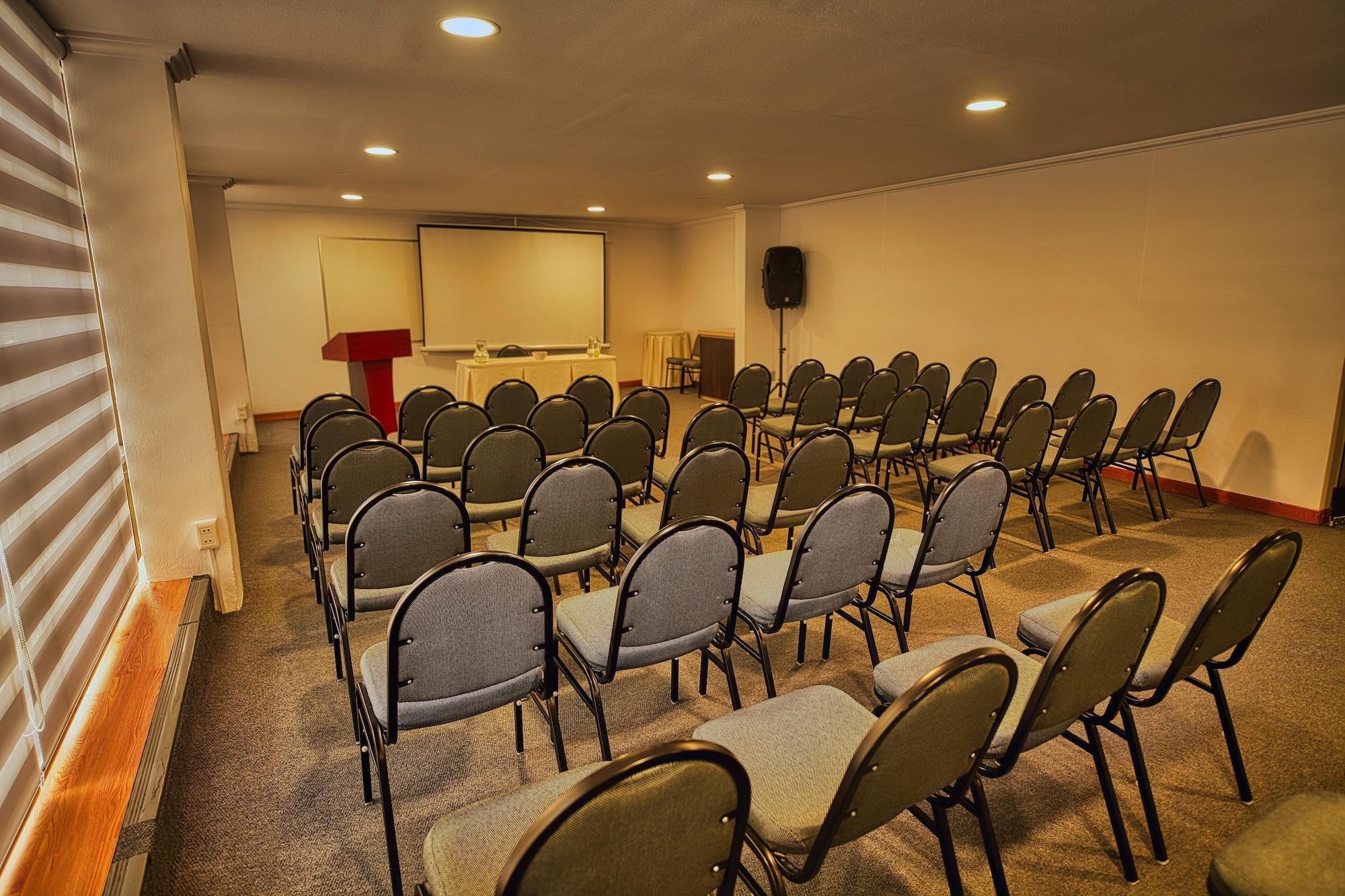 Sala de Reuniones Panamerican Hotel