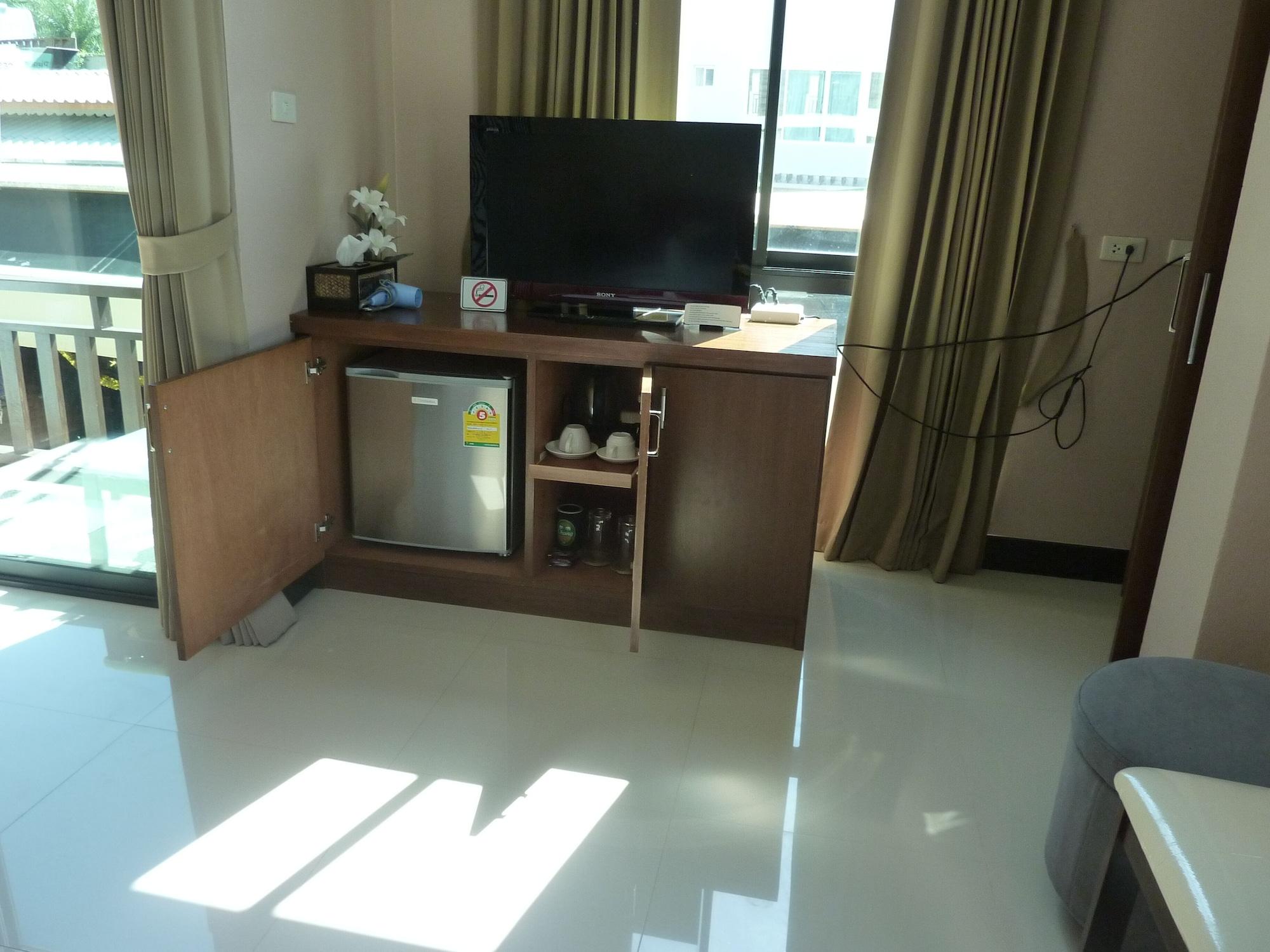 Set de Habitación Kata Beachwalk Hotel and Bungalows