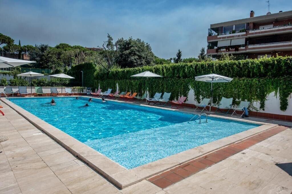 Vista Piscina ibis Styles Roma Aurelia