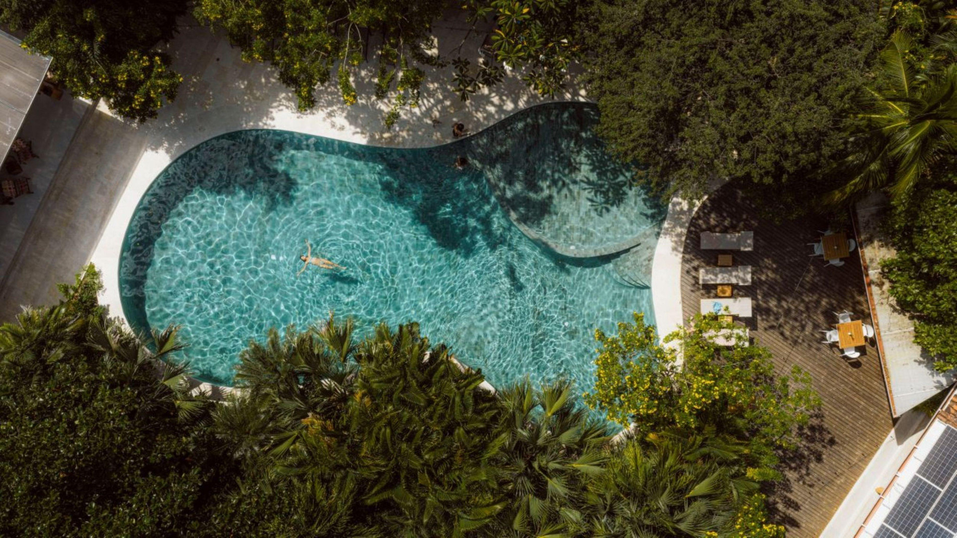 Vista Piscina Cala Luna Luxury Boutique Hotel