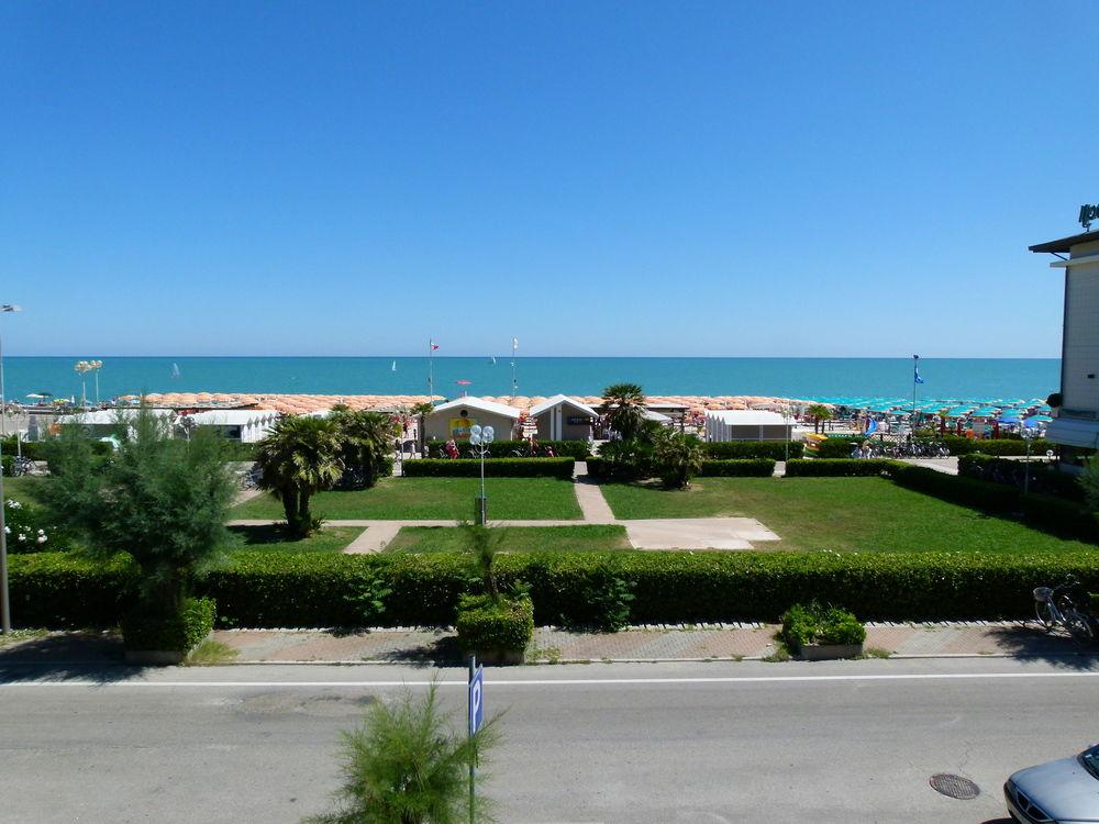 Playa Hotel Paradise