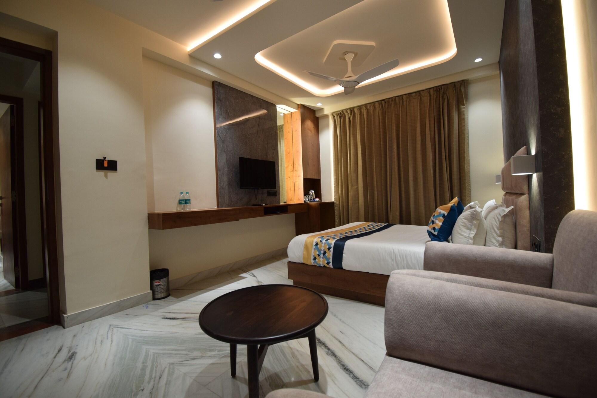 Varios The Sky Imperial Hotel Sugam