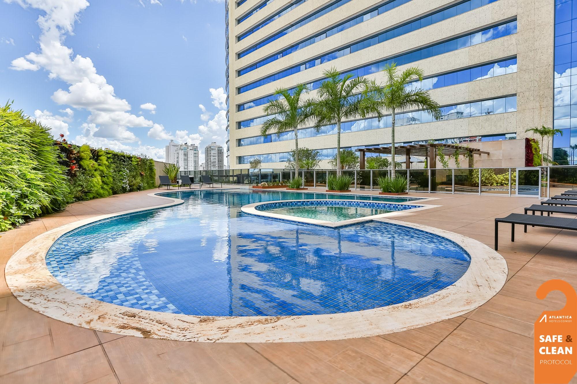 Vista Piscina Transamérica Collection Goiânia