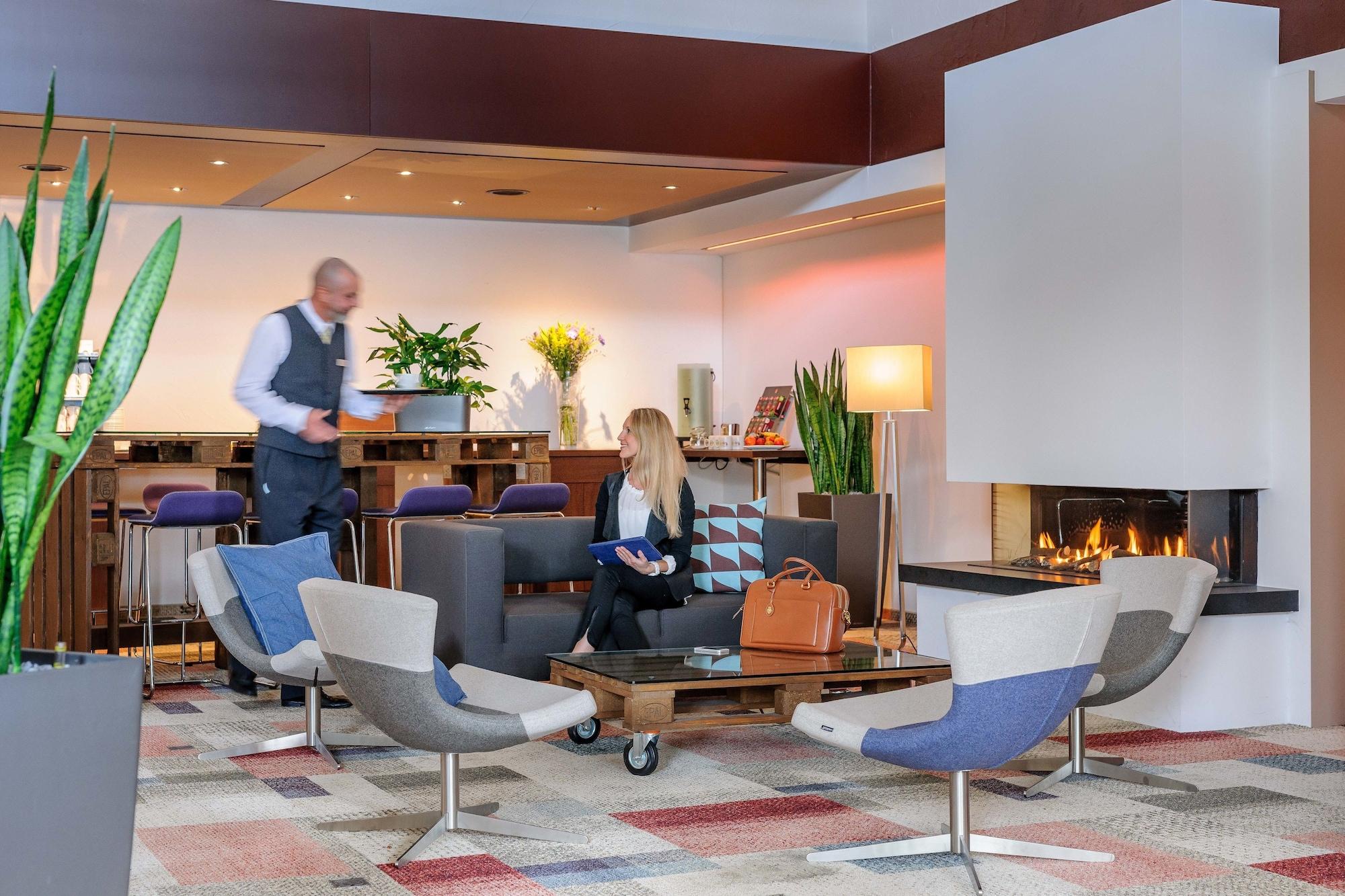 Vista Lobby Mercure Hotel Düsseldorf - Ratingen